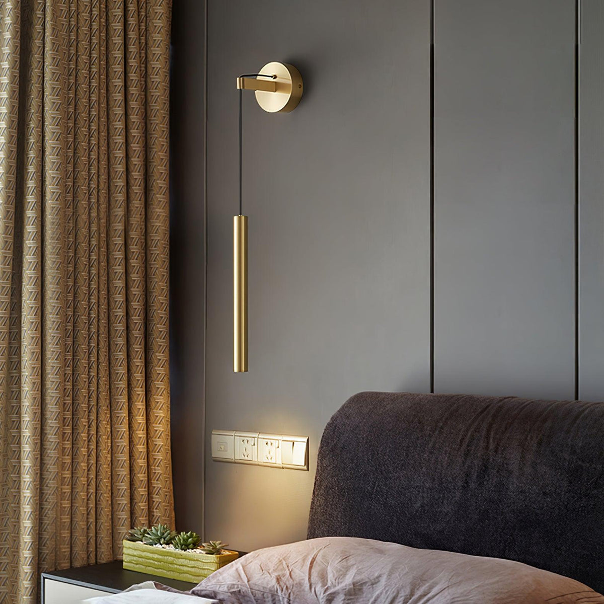 Rildenden Metal Wall Light-Moonnatur