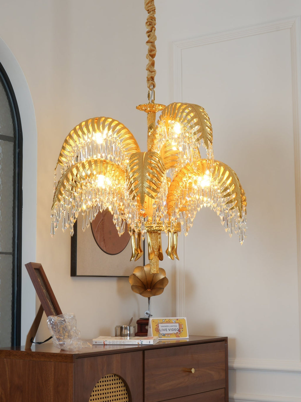 Aldenis Crystal Chandelier-Moonnatur
