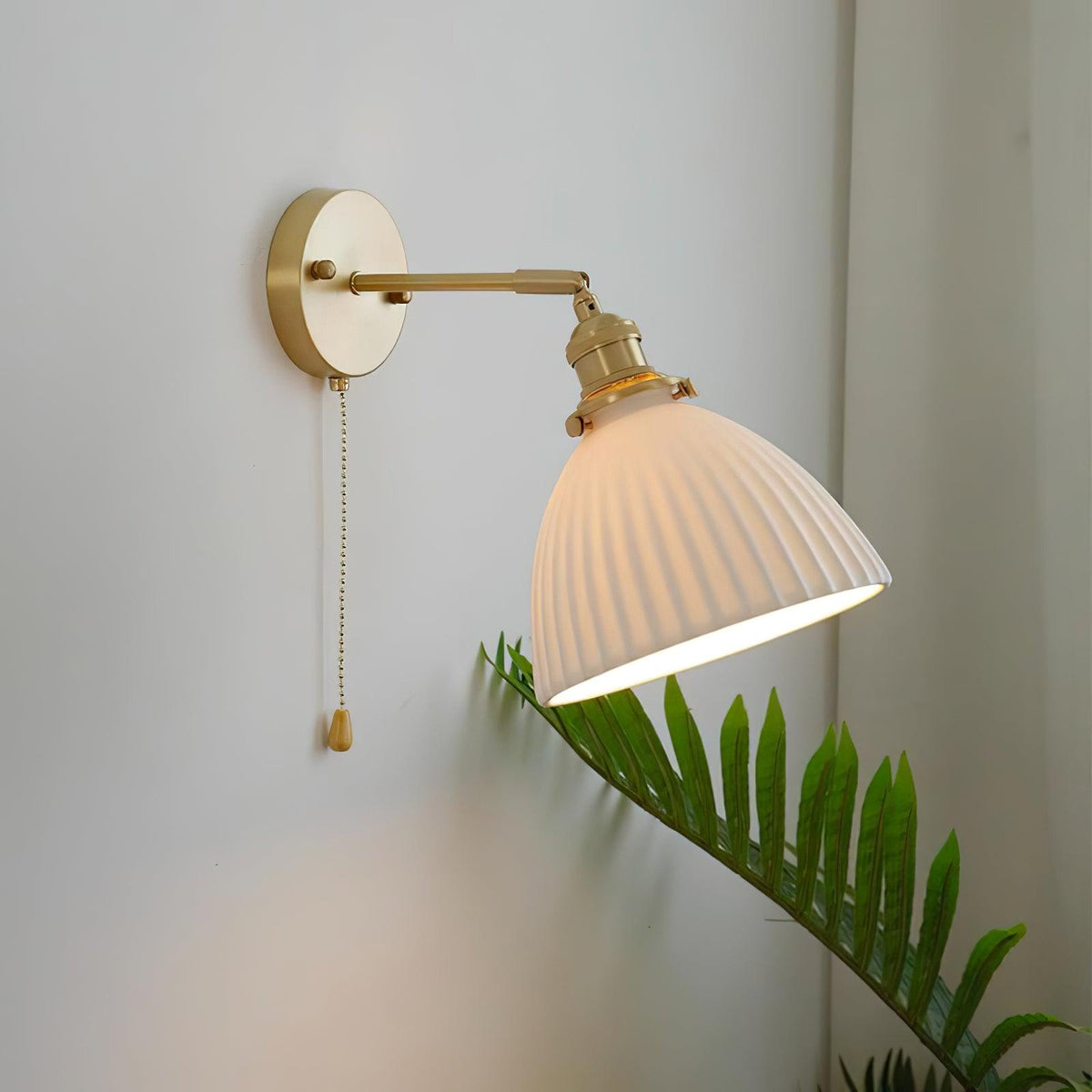 Korriel Ceramic Wall Light-Moonnatur
