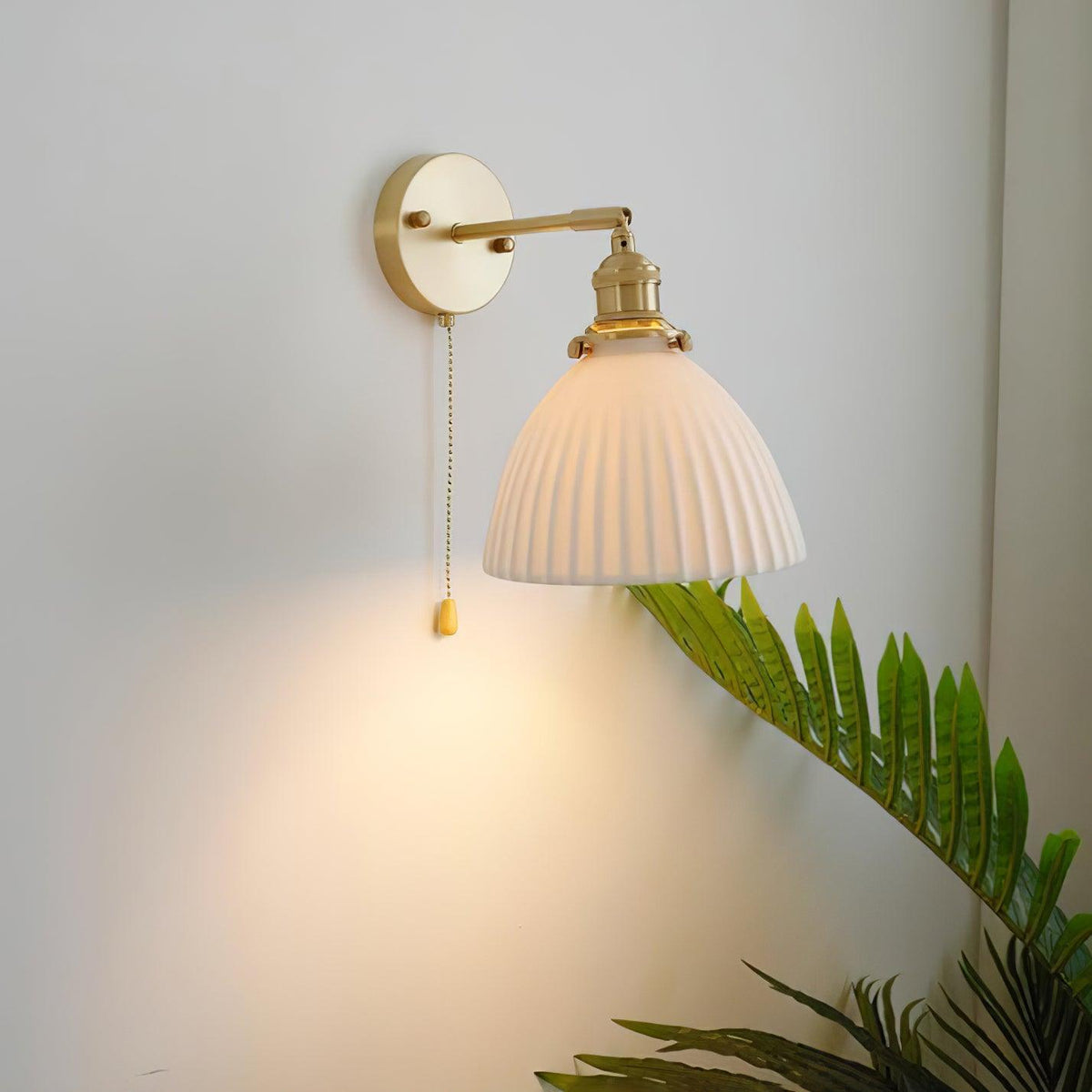 Korriel Ceramic Wall Light-Moonnatur