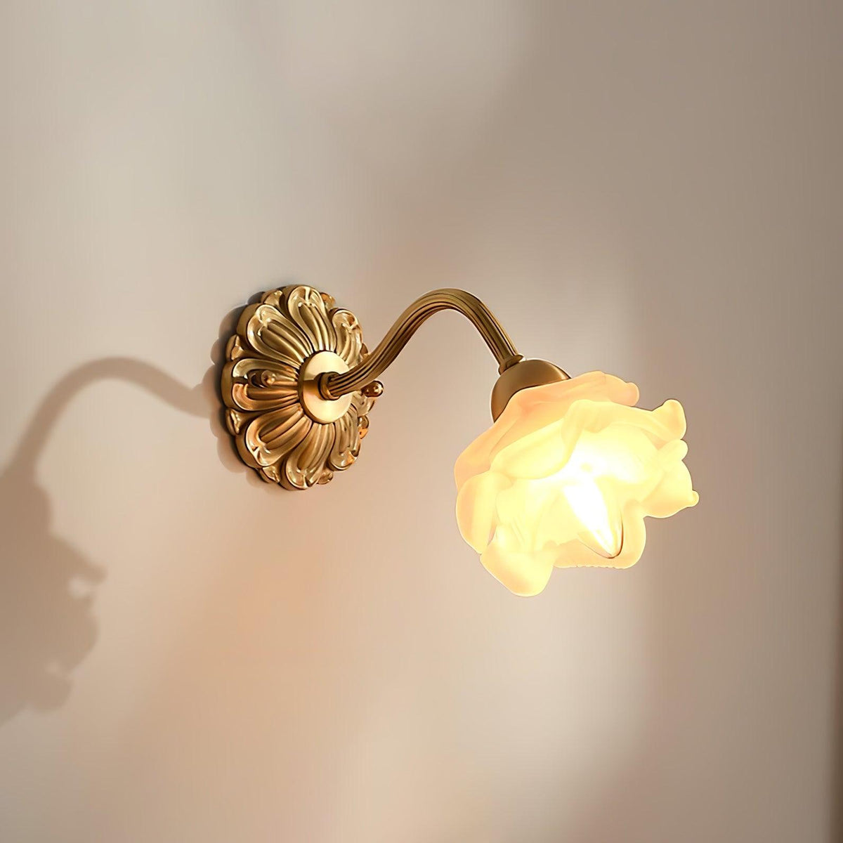 Edrissa Glass Wall Light-Moonnatur