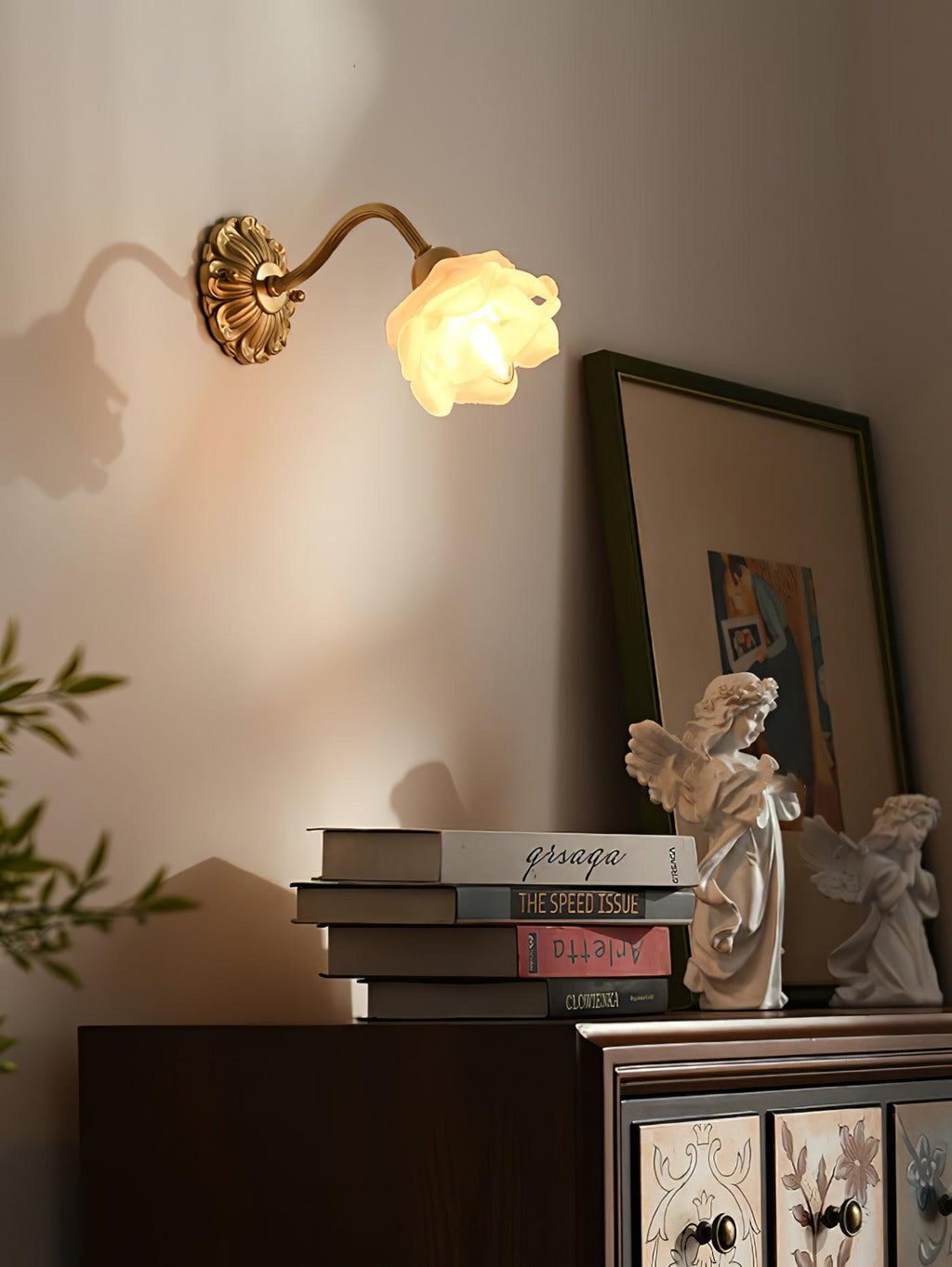 Edrissa Glass Wall Light-Moonnatur