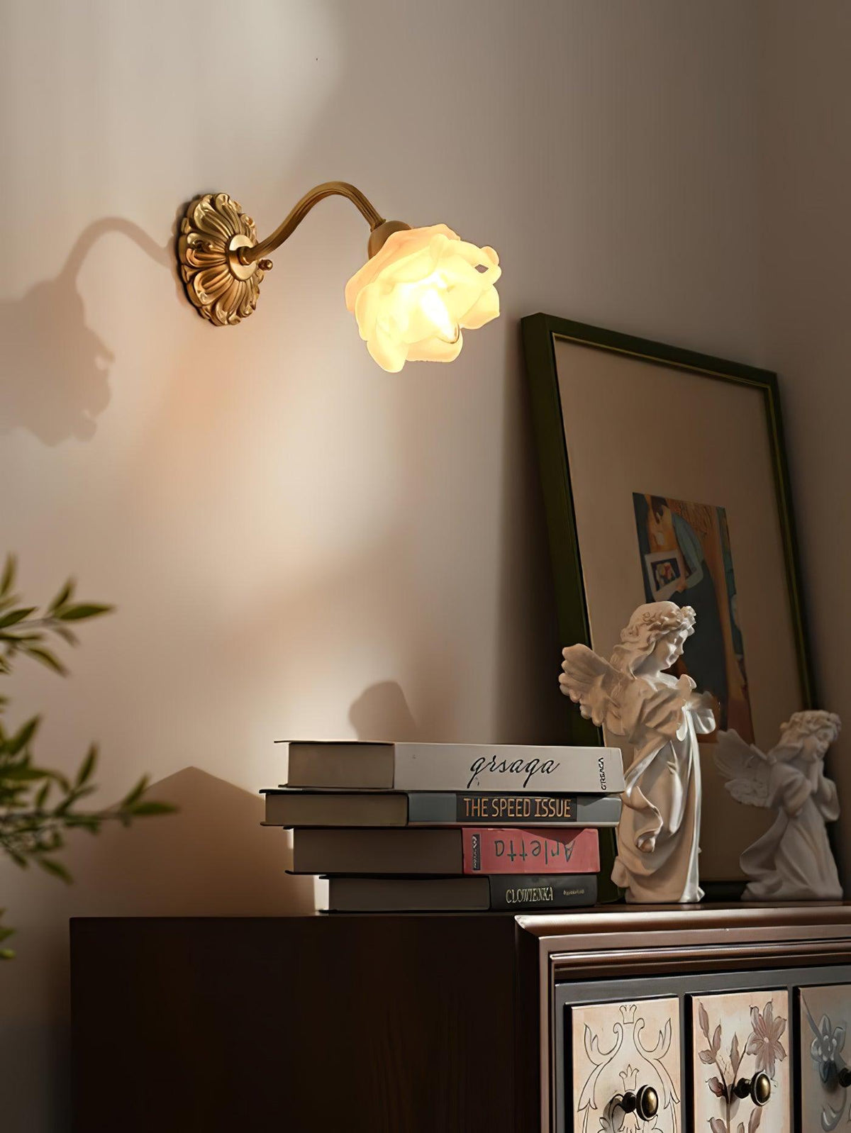 Edrissa Glass Wall Light-Moonnatur