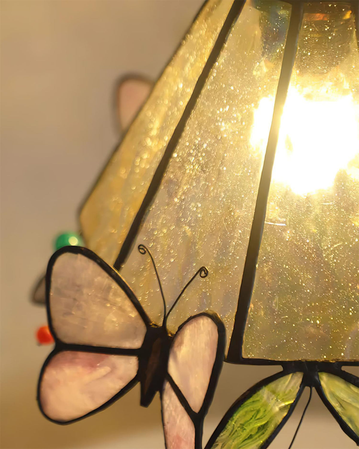 Auberash Glass Pendant Light-Moonnatur