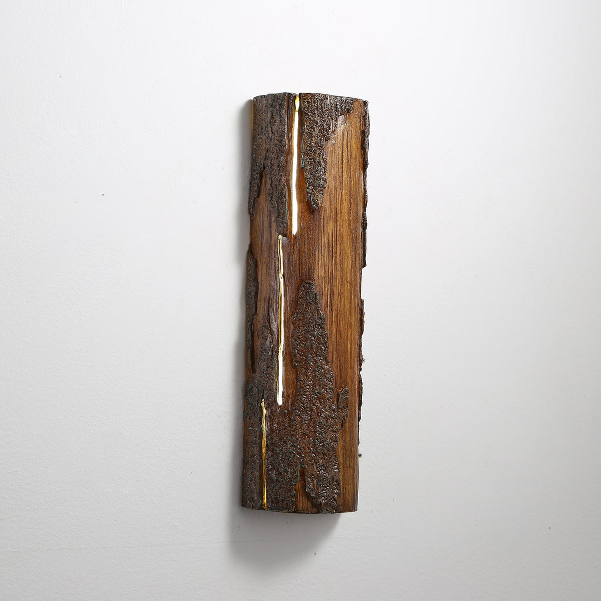 Ordelmoss Resin Wall Light-Moonnatur