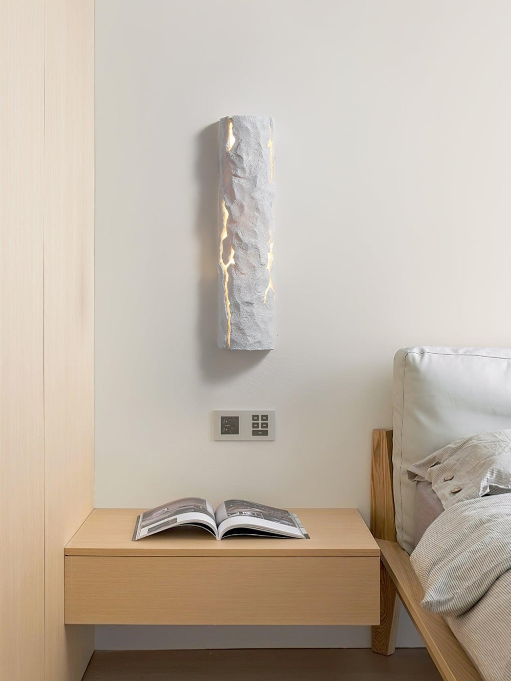 Caleniel Resin Wall Light-Moonnatur