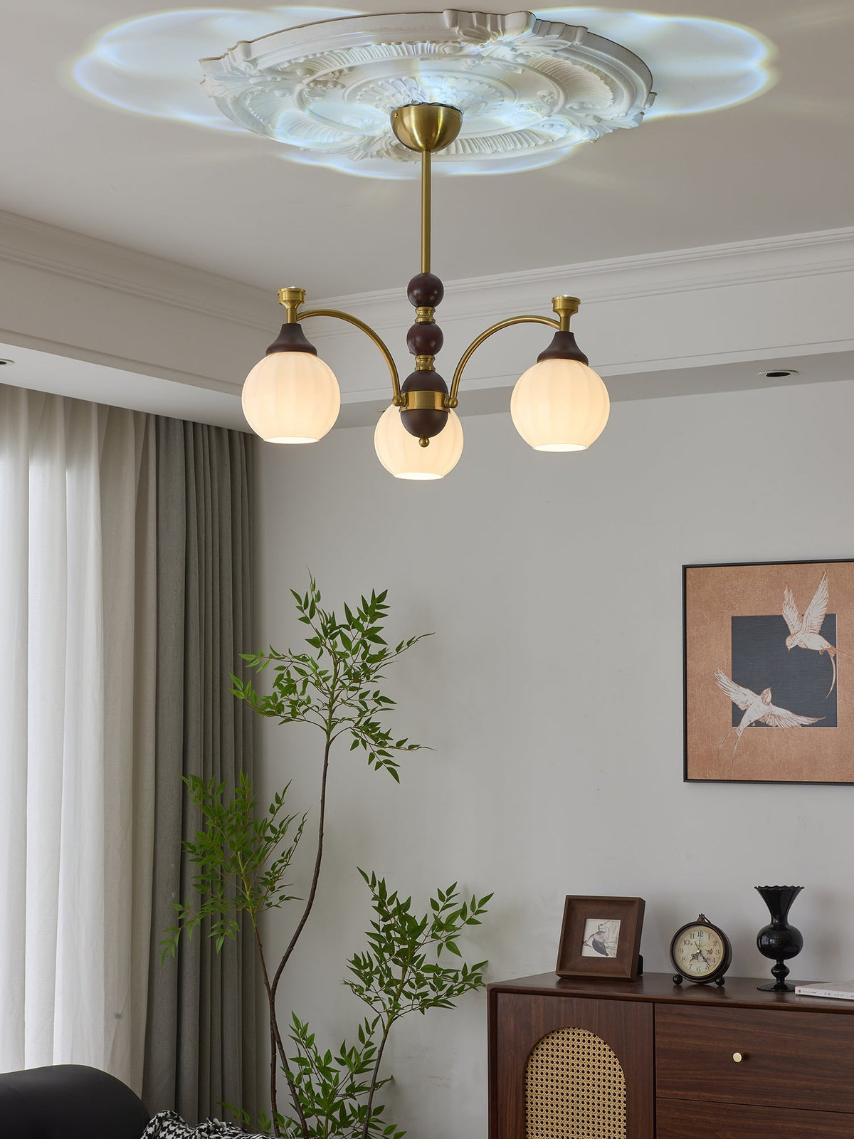 Ilvenis Wood Chandelier-Moonnatur