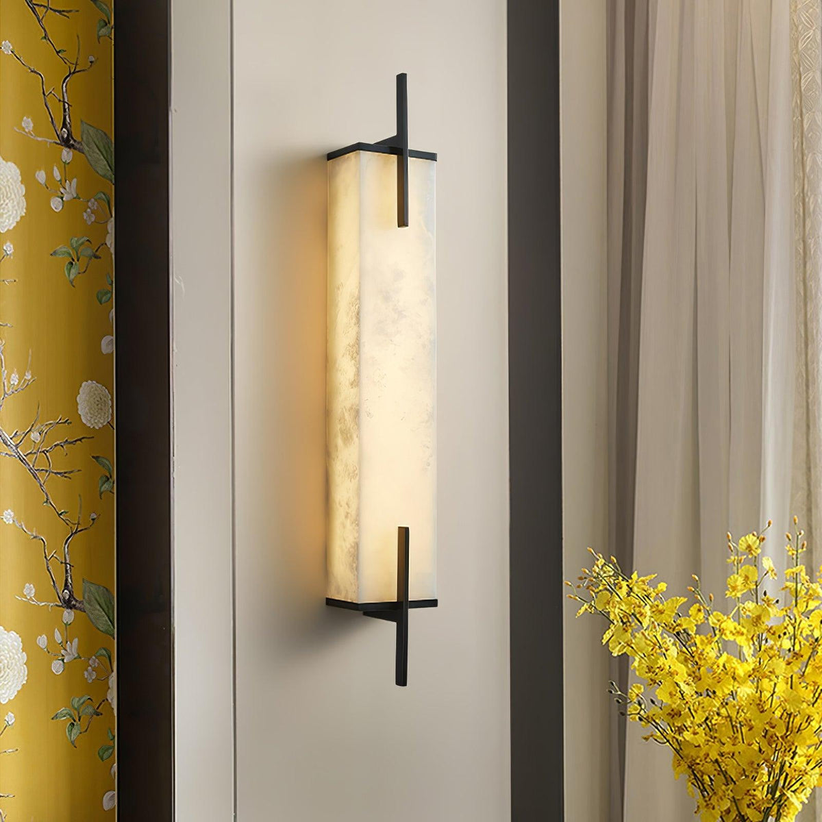 Farnelenelle Alabaster Wall Light-Moonnatur