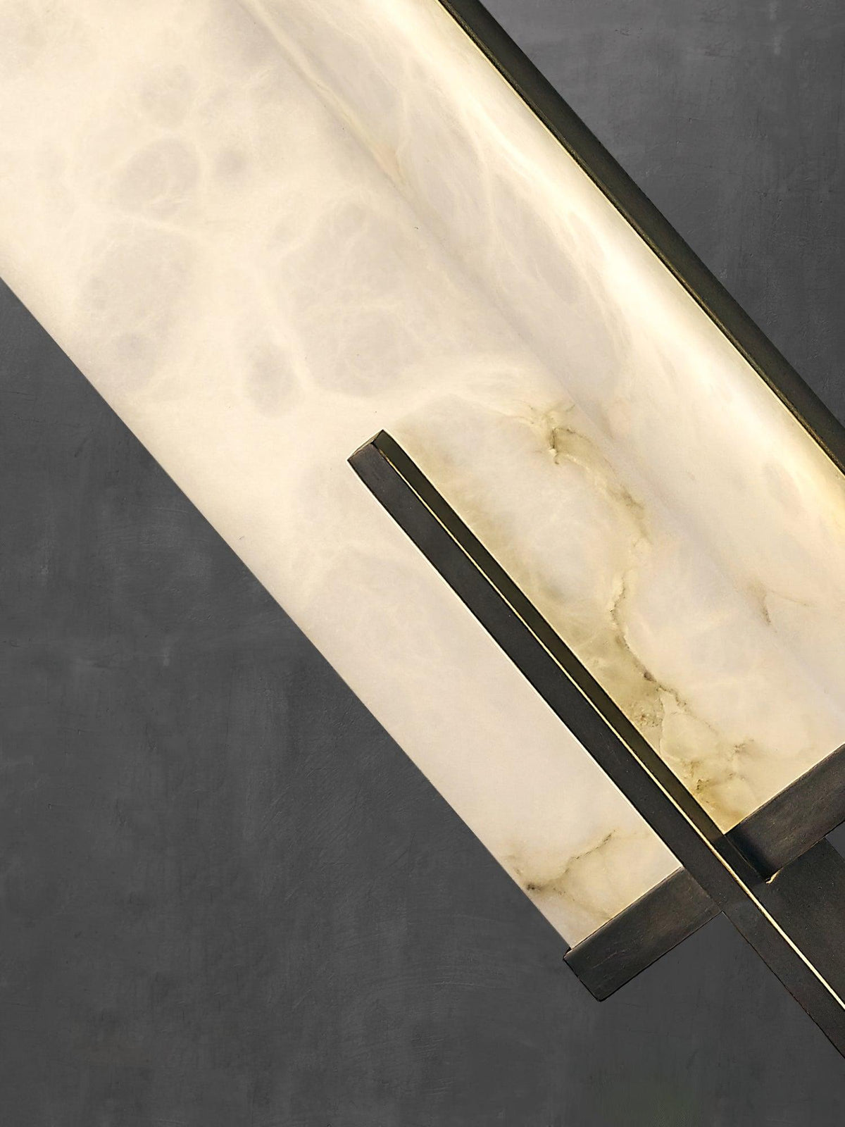 Farnelenelle Alabaster Wall Light-Moonnatur