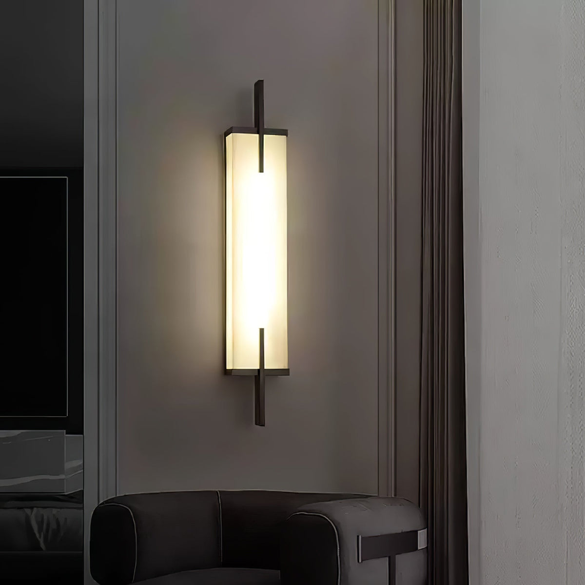 Farnelenelle Alabaster Wall Light-Moonnatur