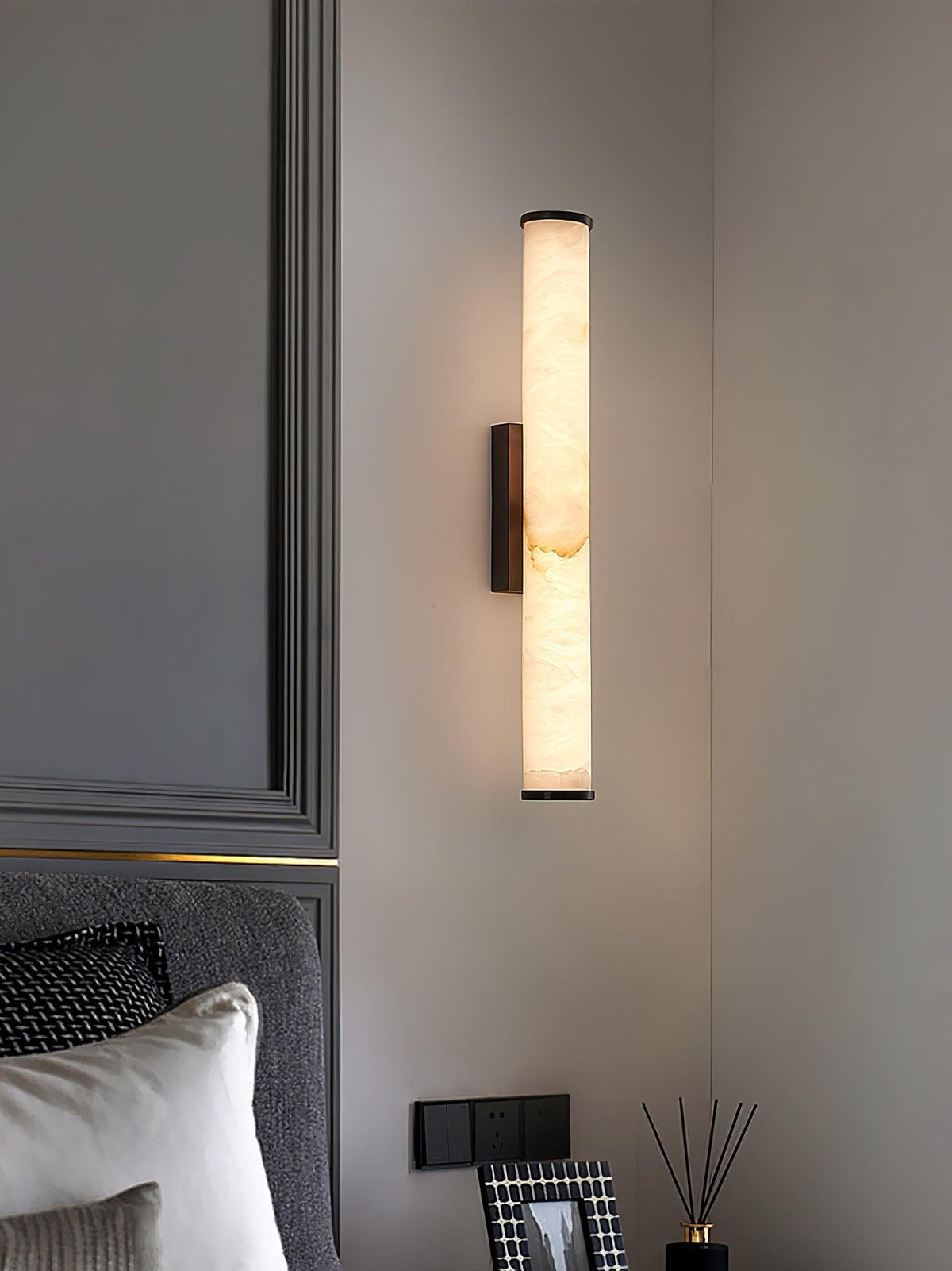Baldenden Alabaster Wall Light-Moonnatur