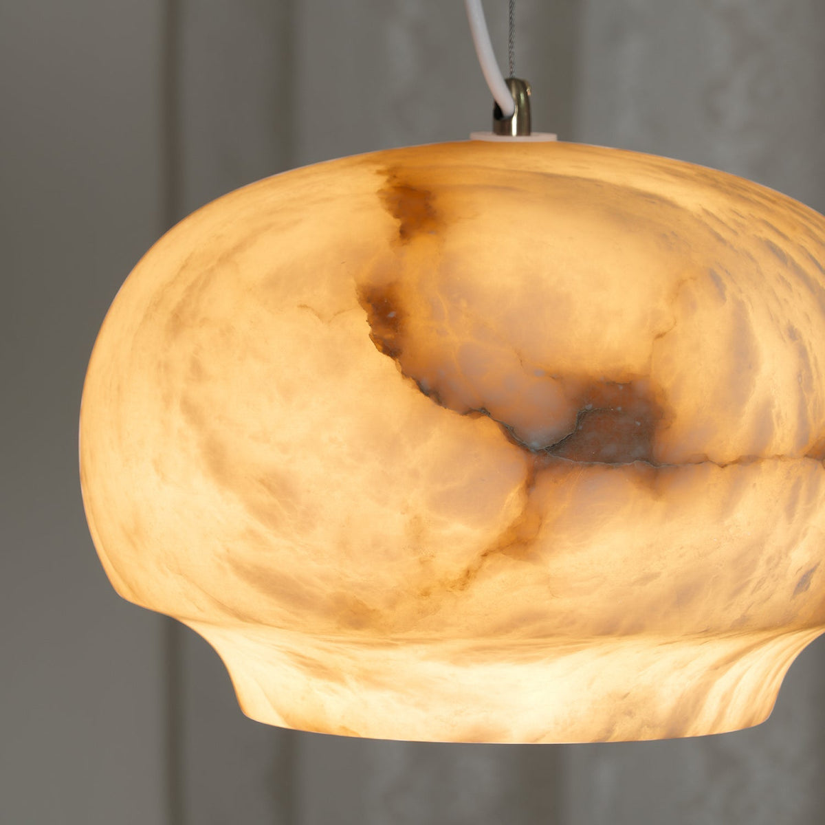 Avrendale Alabaster Pendant Light-Moonnatur