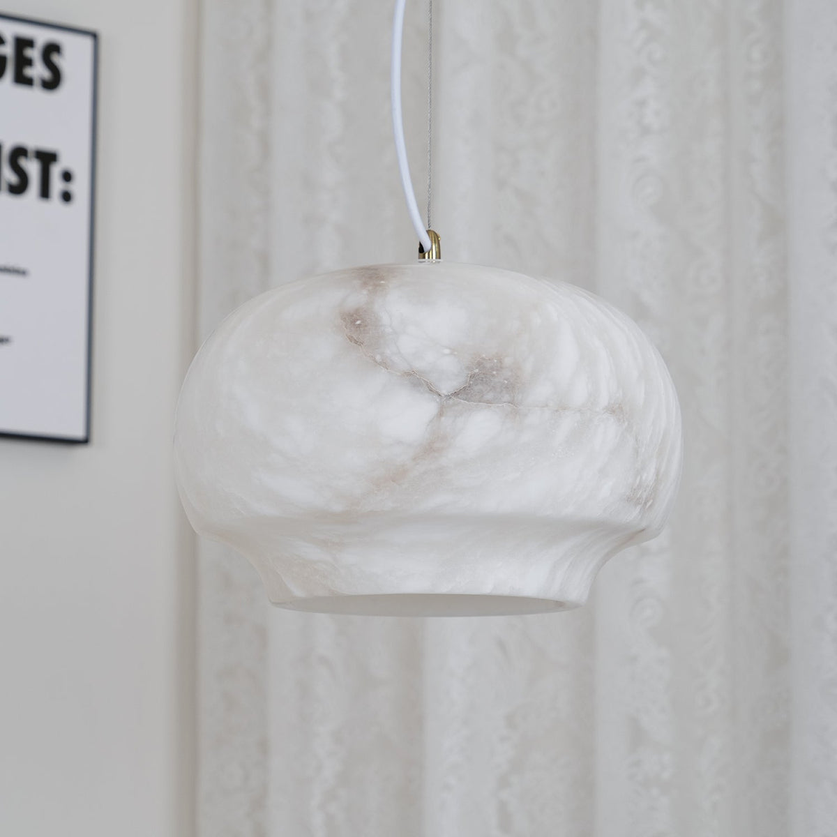 Avrendale Alabaster Pendant Light-Moonnatur