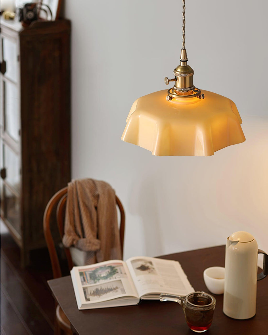 Darrowiel Glass Pendant Light-Moonnatur