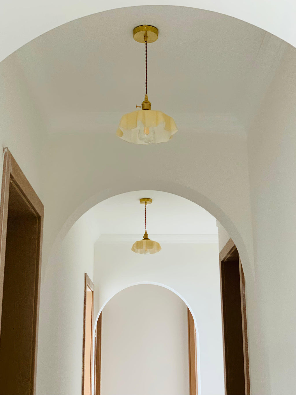 Darrowiel Glass Pendant Light-Moonnatur