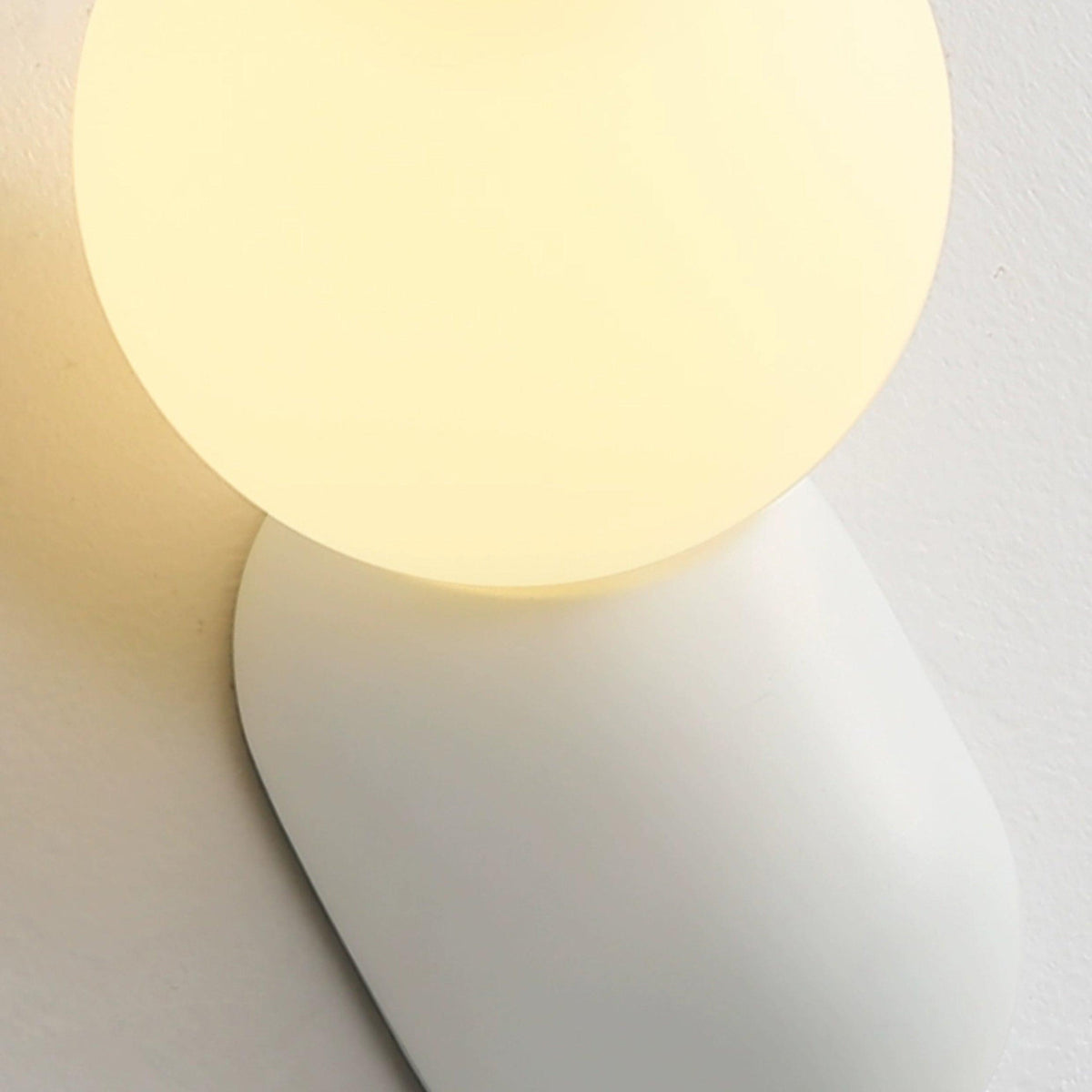 Ashenley Resin Wall Light-Moonnatur