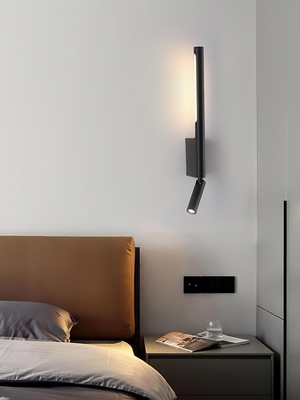 Periven Acrylic Wall Lamp-Moonnatur