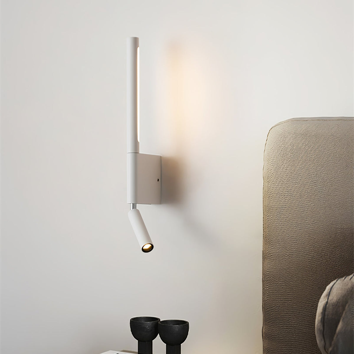 Periven Acrylic Wall Lamp-Moonnatur