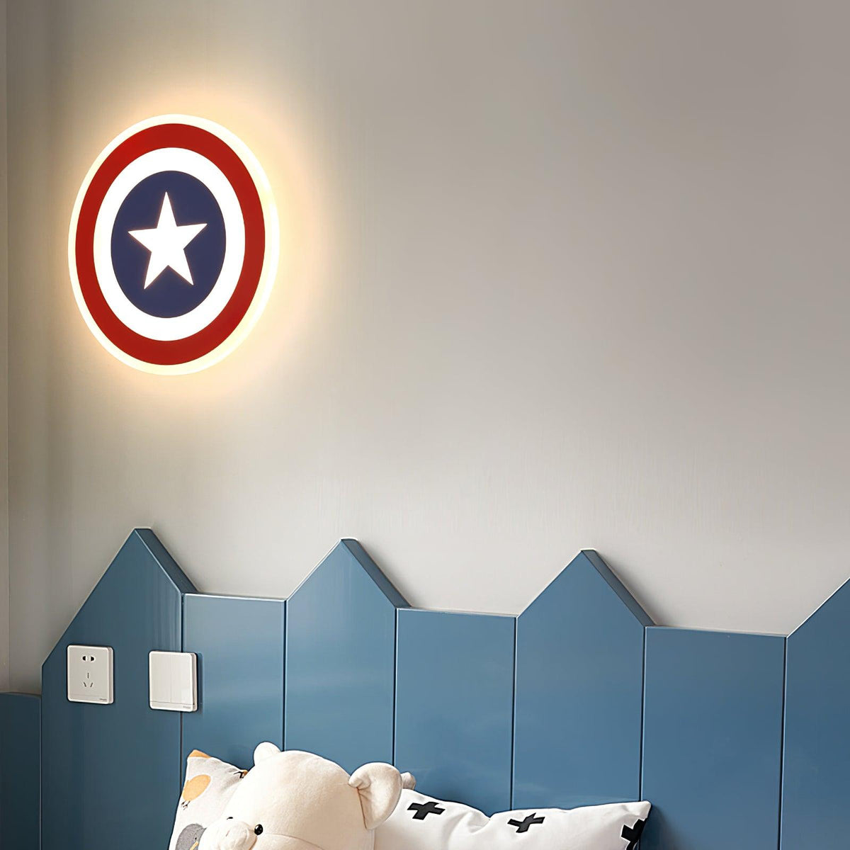 Merrenlark Acrylic Wall Light-Moonnatur