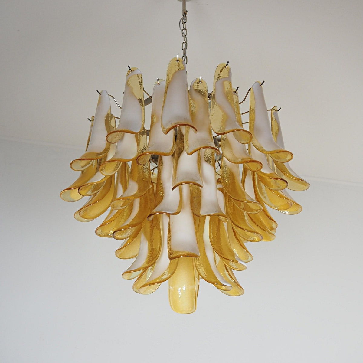 Keldelheath Glass Chandelier-Moonnatur