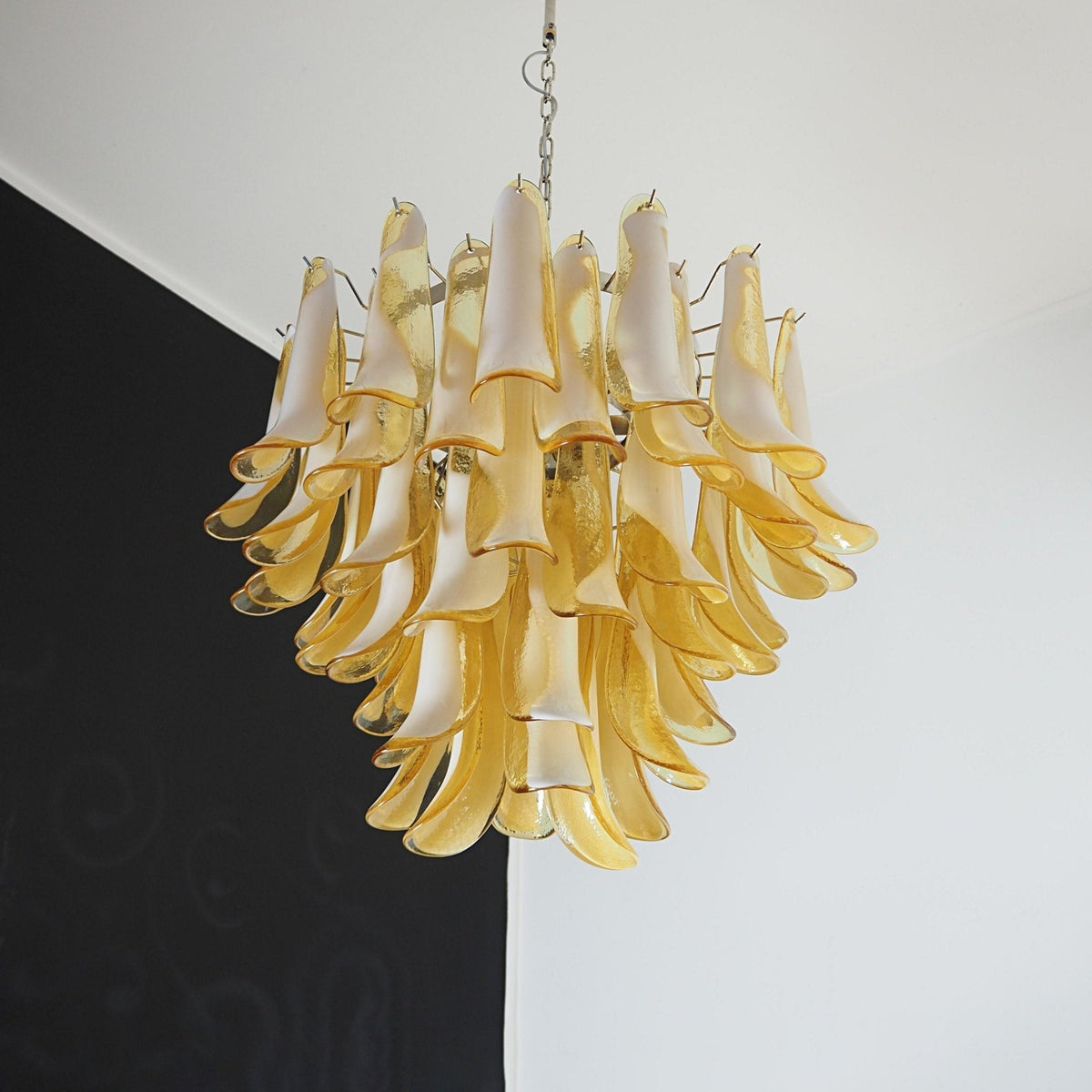 Keldelheath Glass Chandelier-Moonnatur