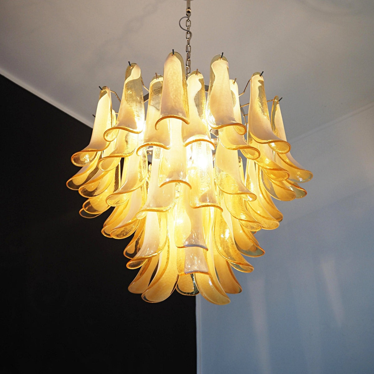 Keldelheath Glass Chandelier-Moonnatur