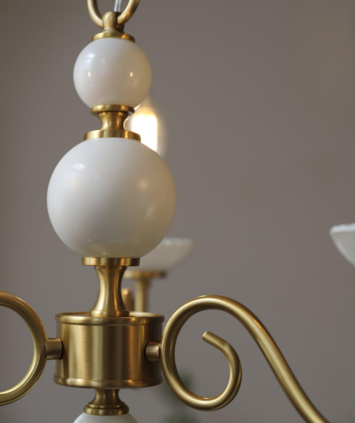 Odenwyn Brass Chandelier-Moonnatur