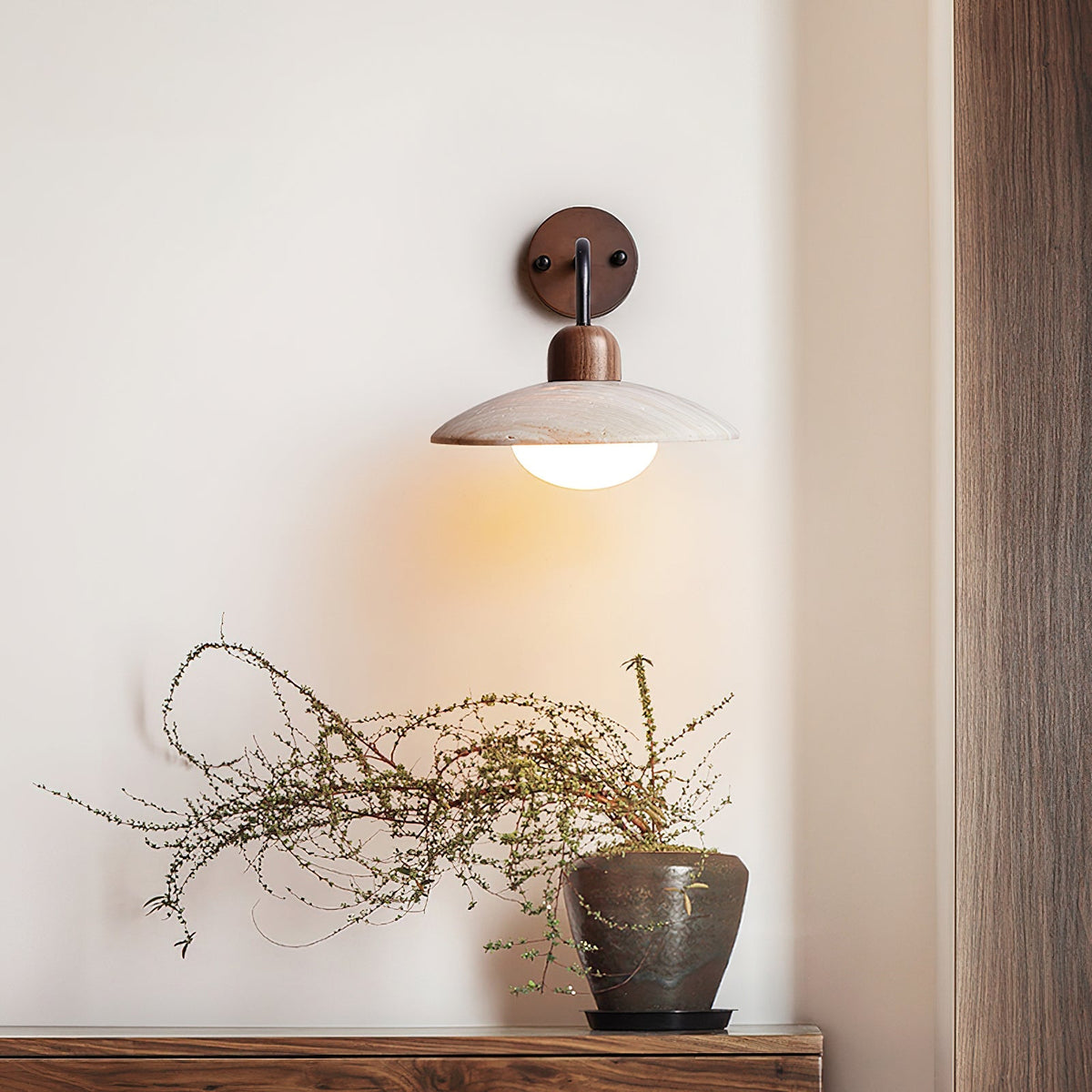 Rardencove Travertine Wall Light-Moonnatur