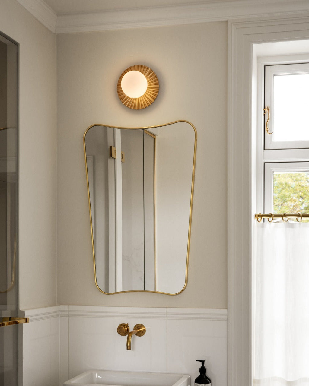 Aldenenna Glass Wall Light-Moonnatur
