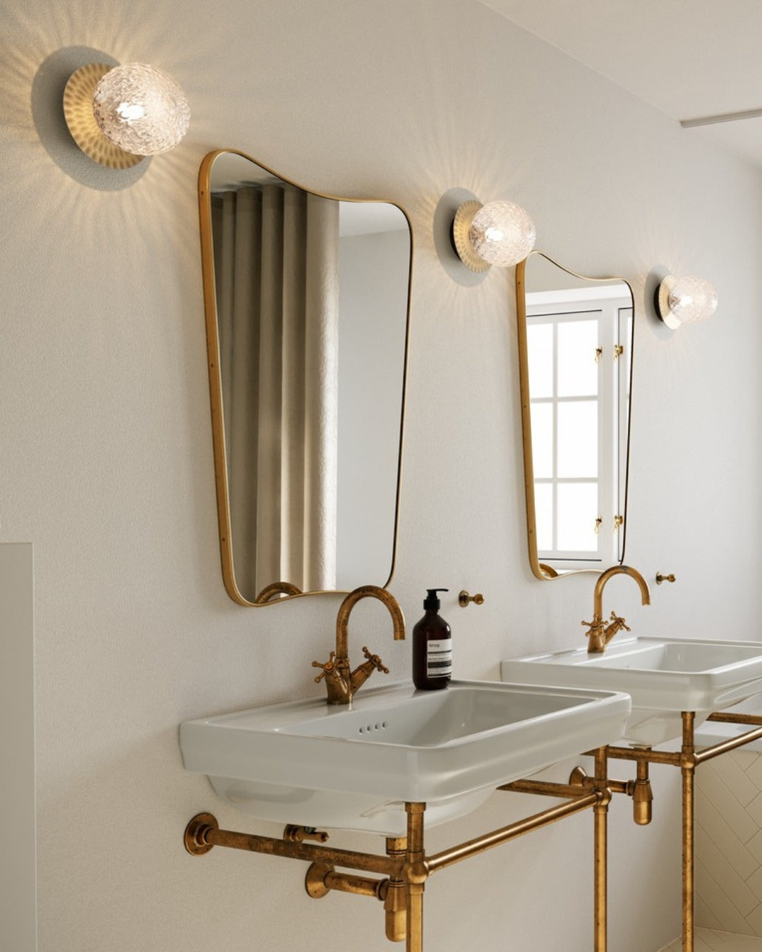 Aldenenna Glass Wall Light-Moonnatur