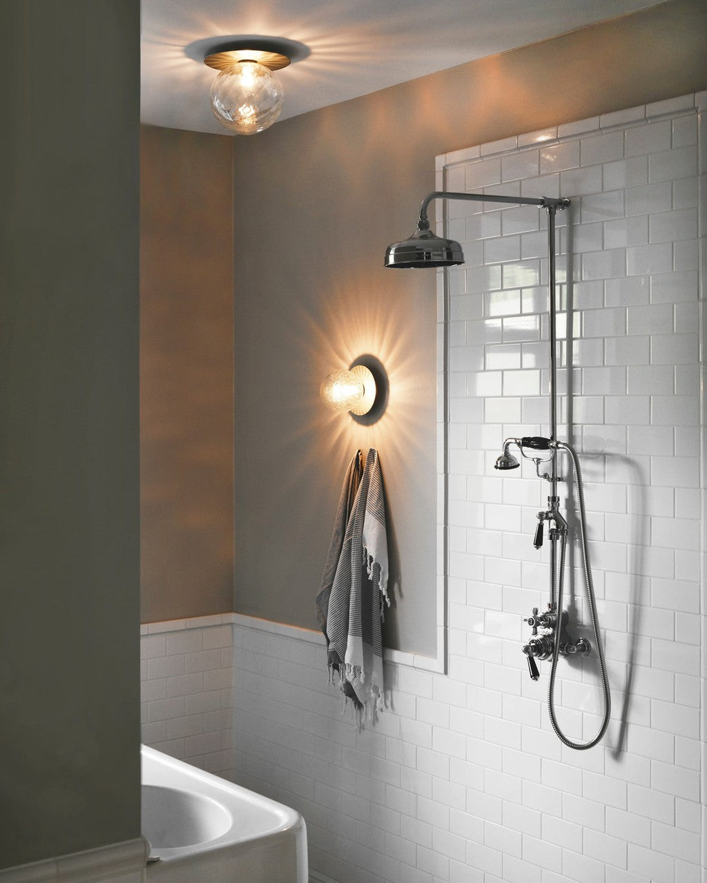 Aldenenna Glass Wall Light-Moonnatur