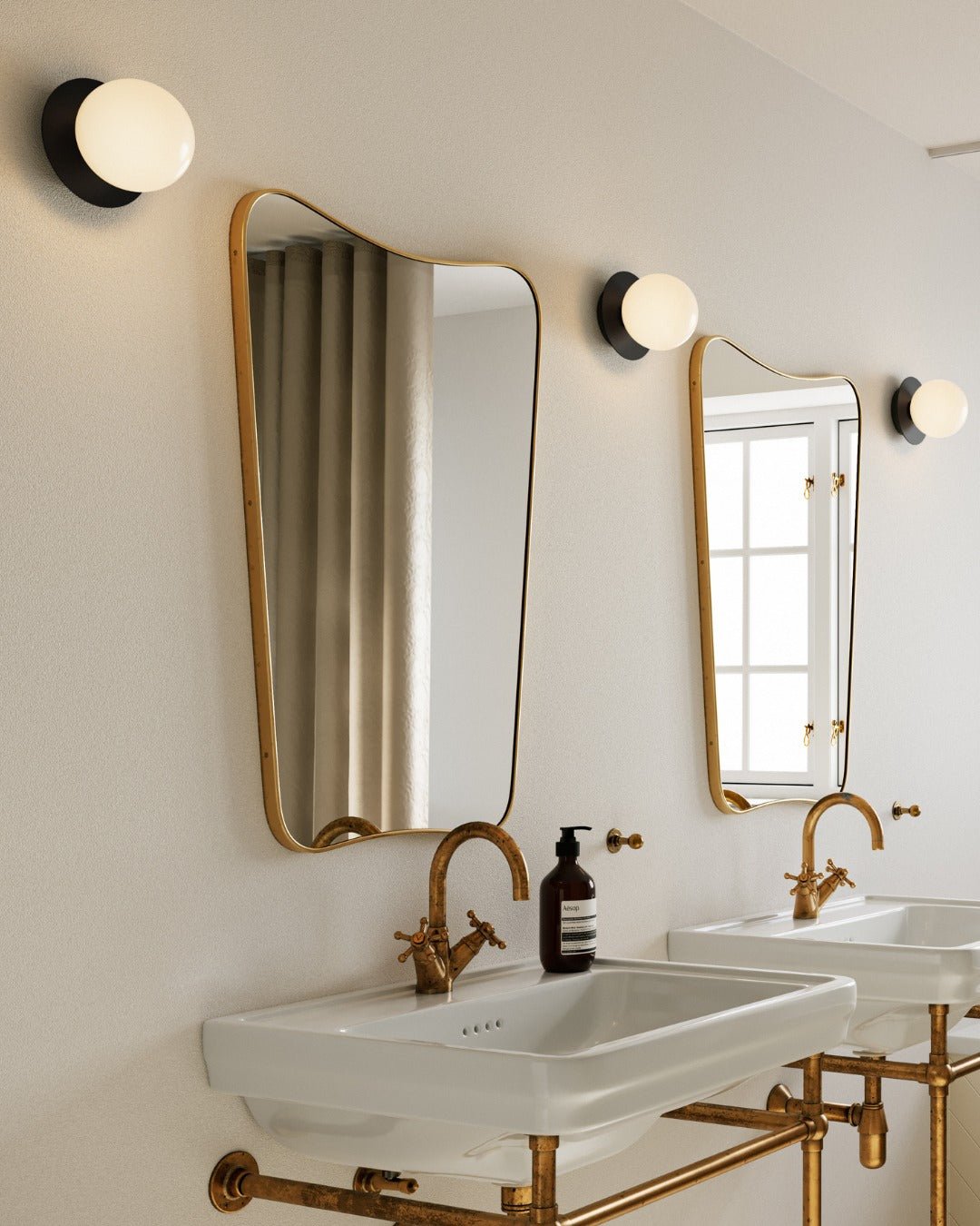 Aldenenna Glass Wall Light-Moonnatur