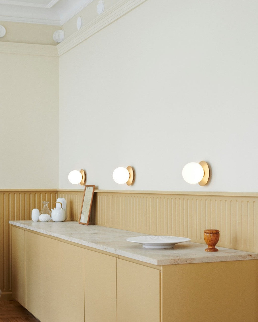 Aldenenna Glass Wall Light-Moonnatur