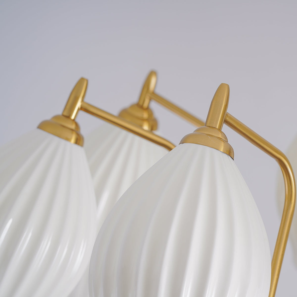 Briamere Ceramic Chandelier-Moonnatur