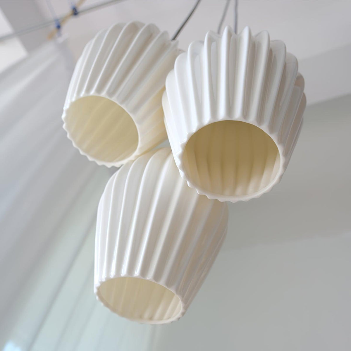 Eriava Ceramic Pendant Light-Moonnatur