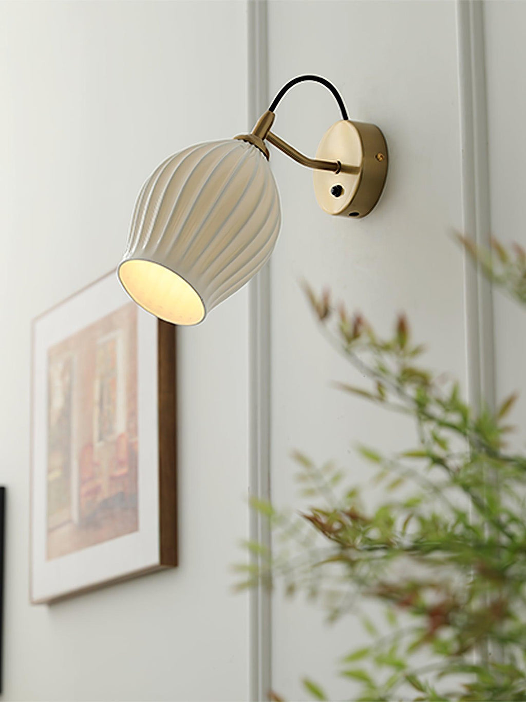Ilveniel Ceramic Wall Light-Moonnatur