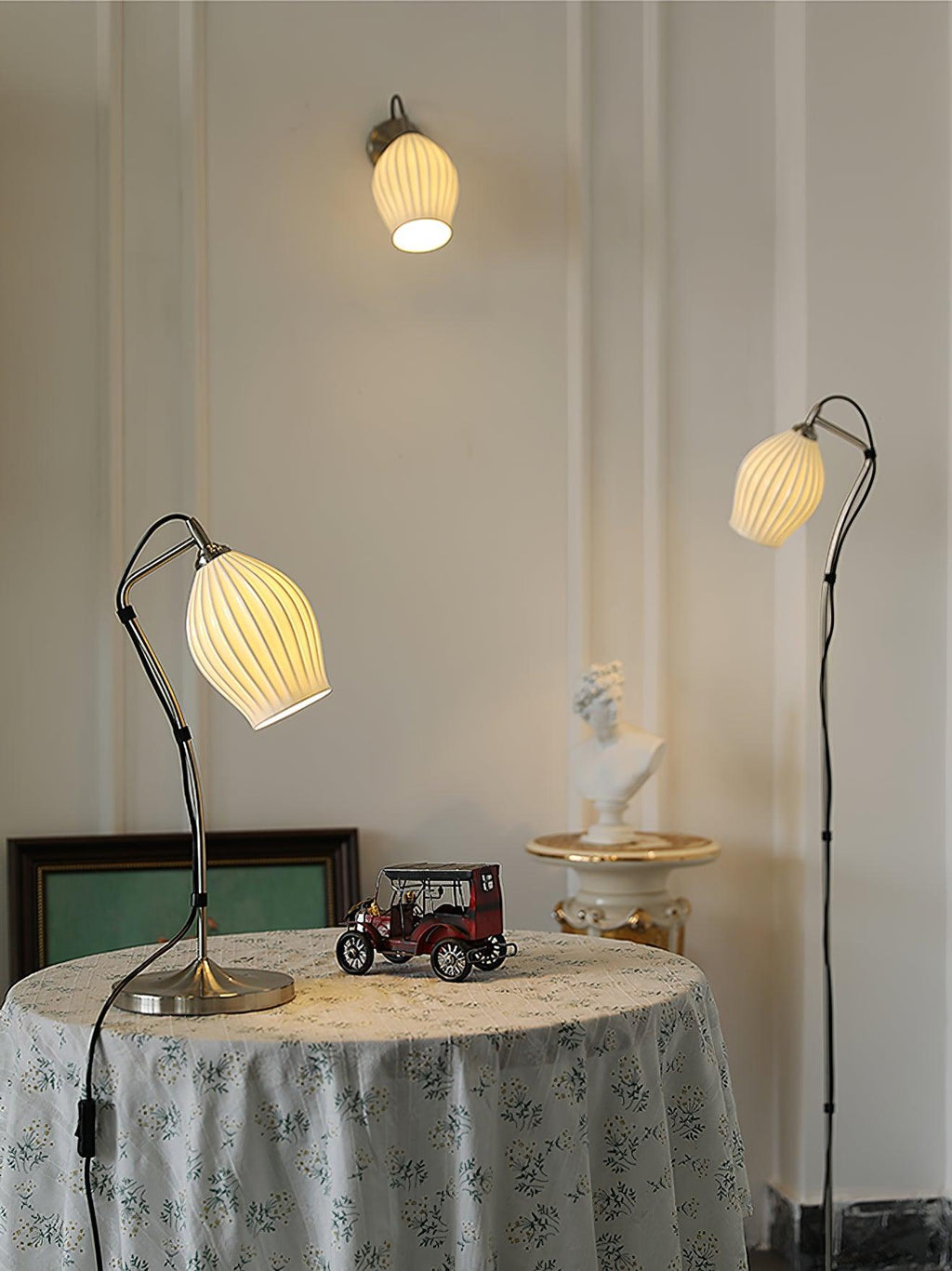 Ilveniel Ceramic Wall Light-Moonnatur
