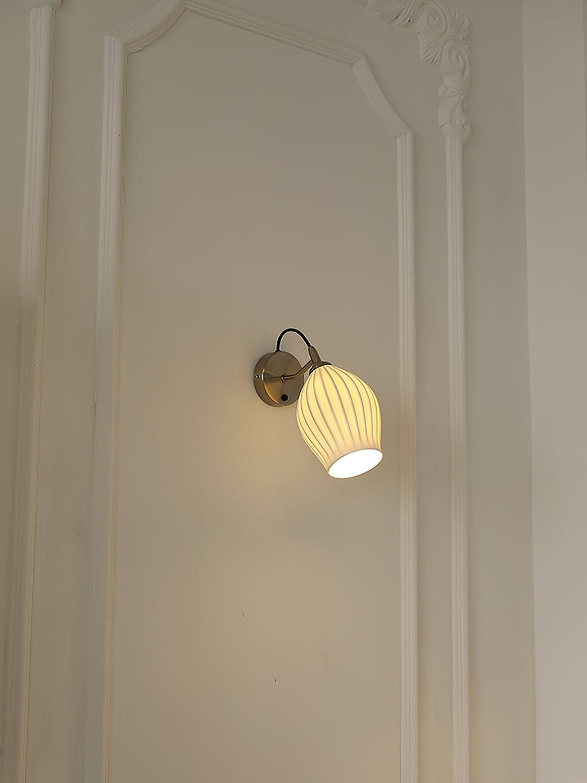 Ilveniel Ceramic Wall Light-Moonnatur