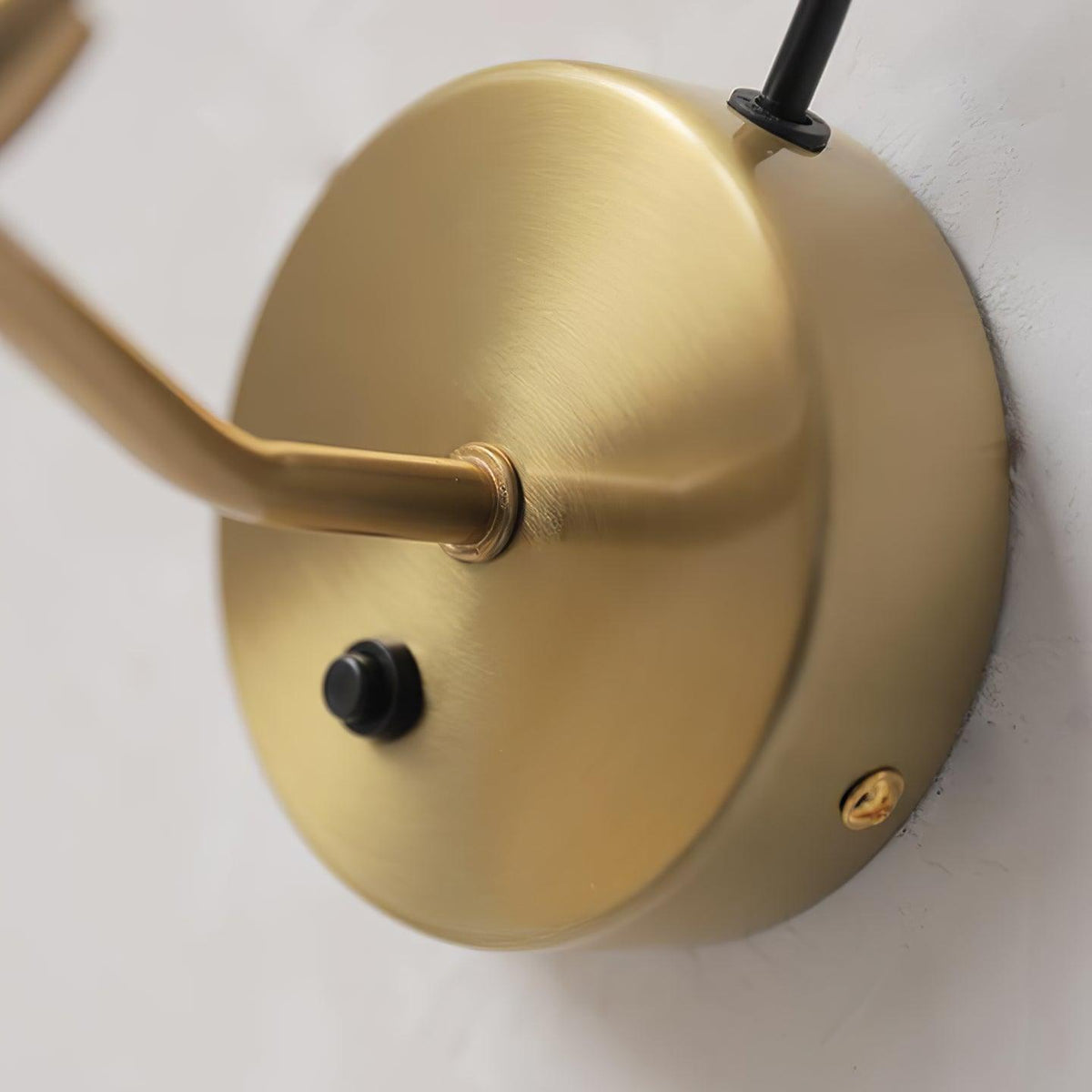 Ilveniel Ceramic Wall Light-Moonnatur