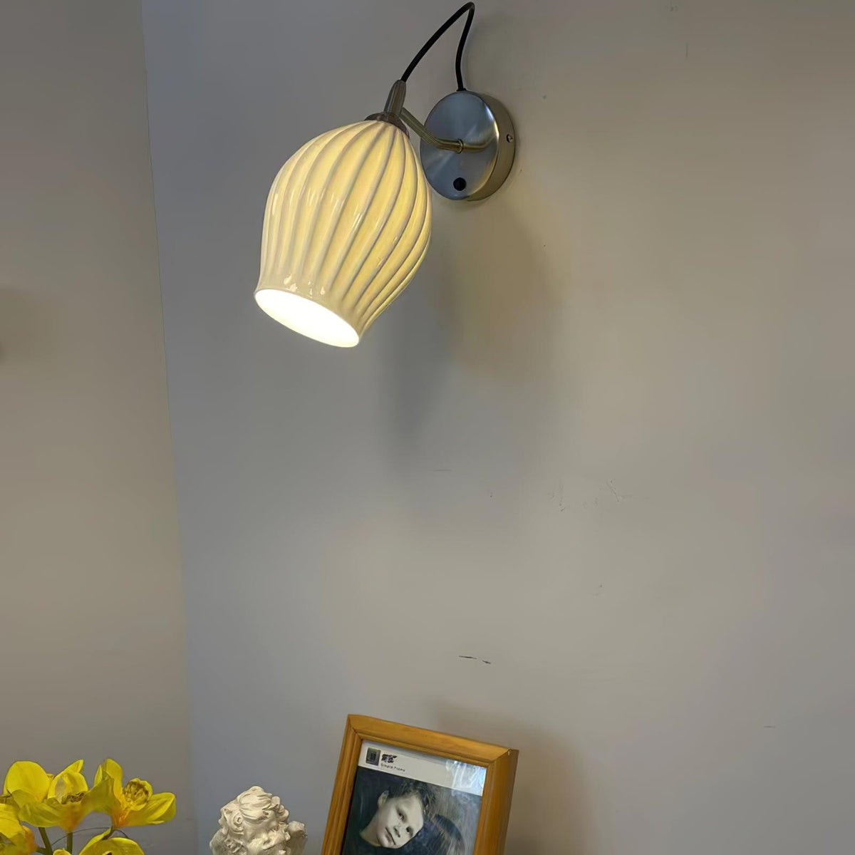 Ilveniel Ceramic Wall Light-Moonnatur
