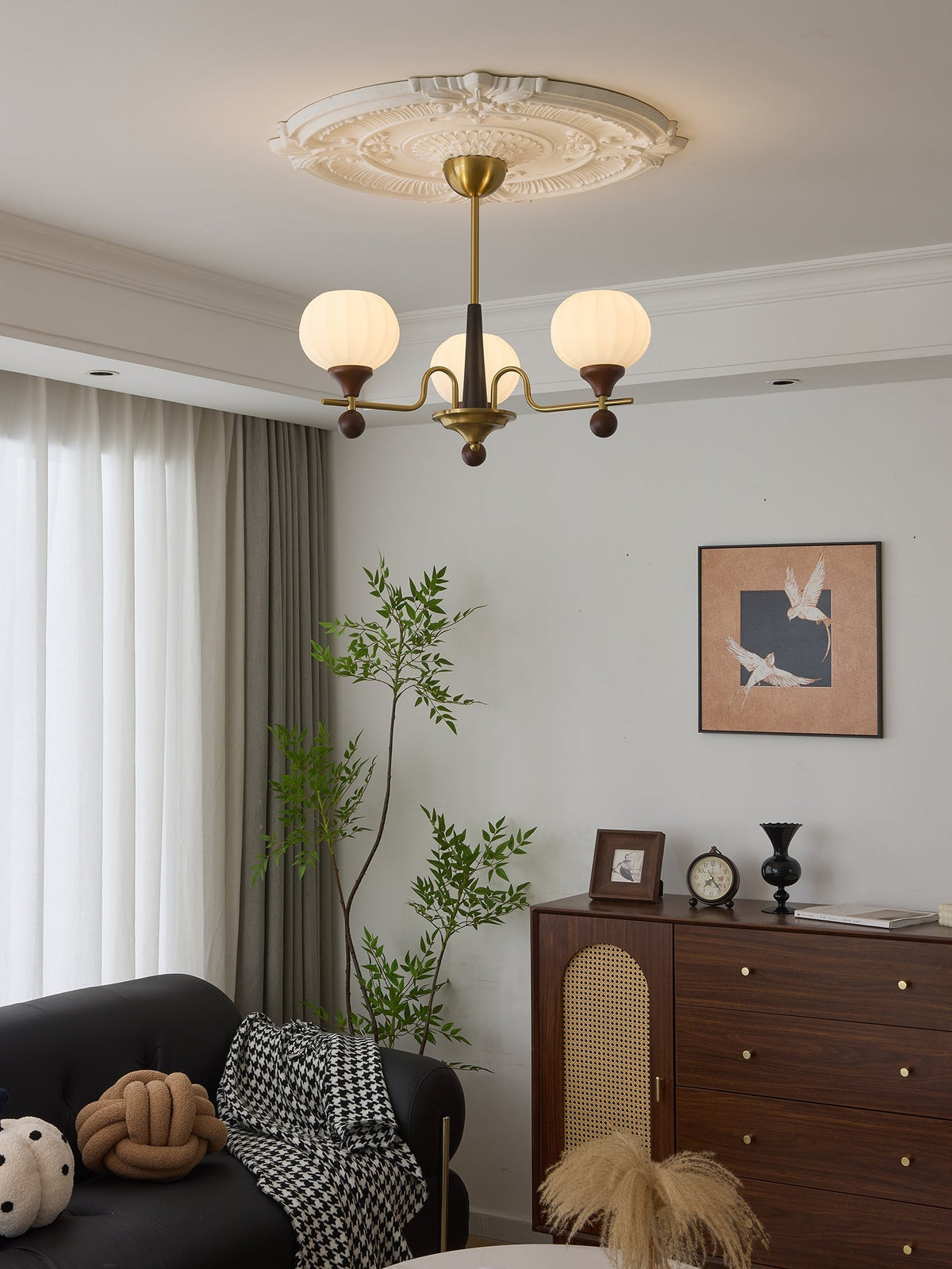 Rovelle Wood Chandelier-Moonnatur