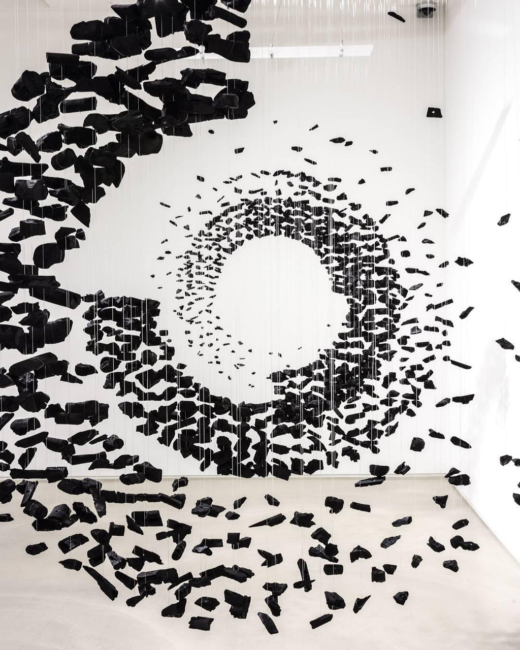 Olvenaria Stone Chandelier-Moonnatur