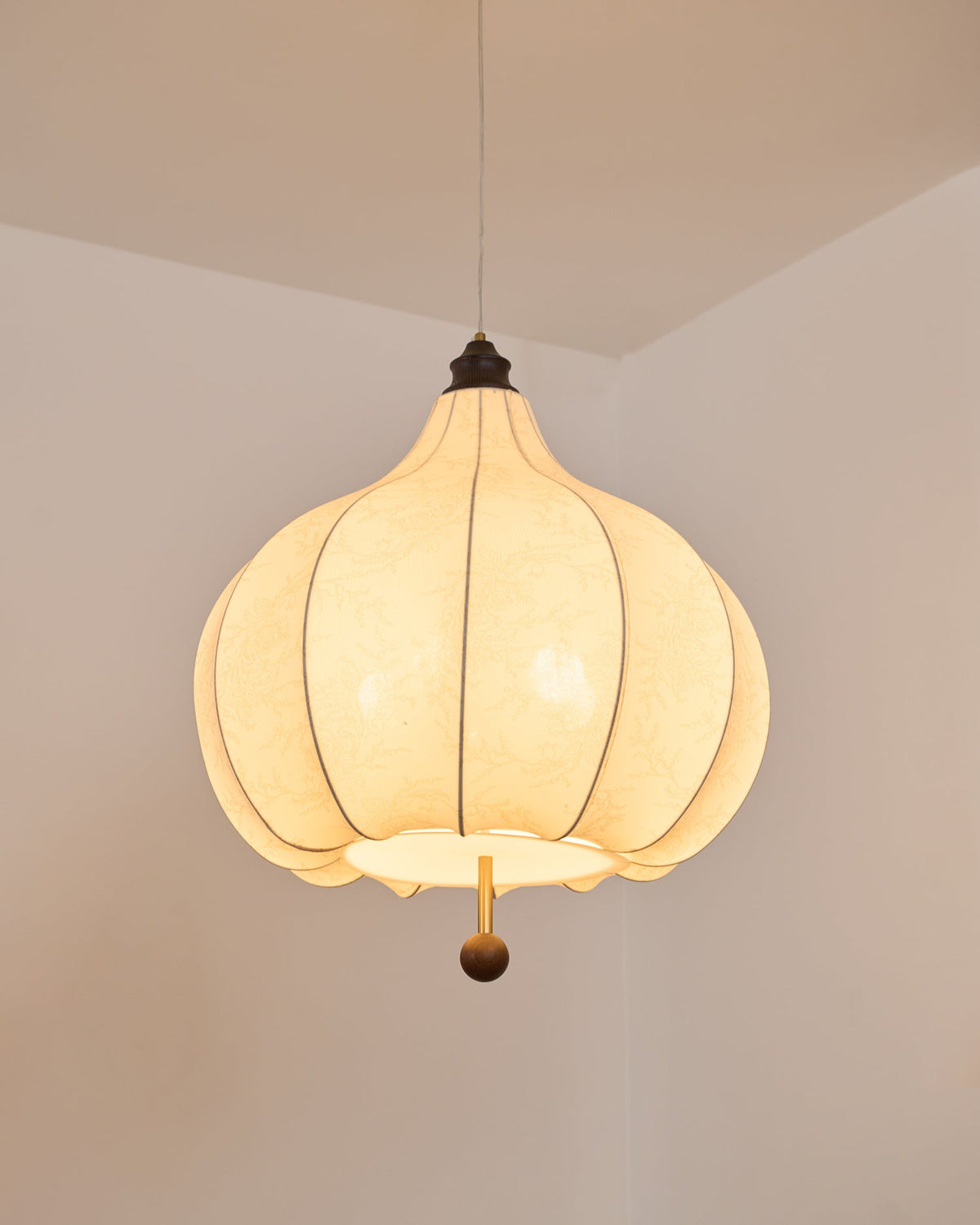 Ilwoven Fabric Pendant Light-Moonnatur