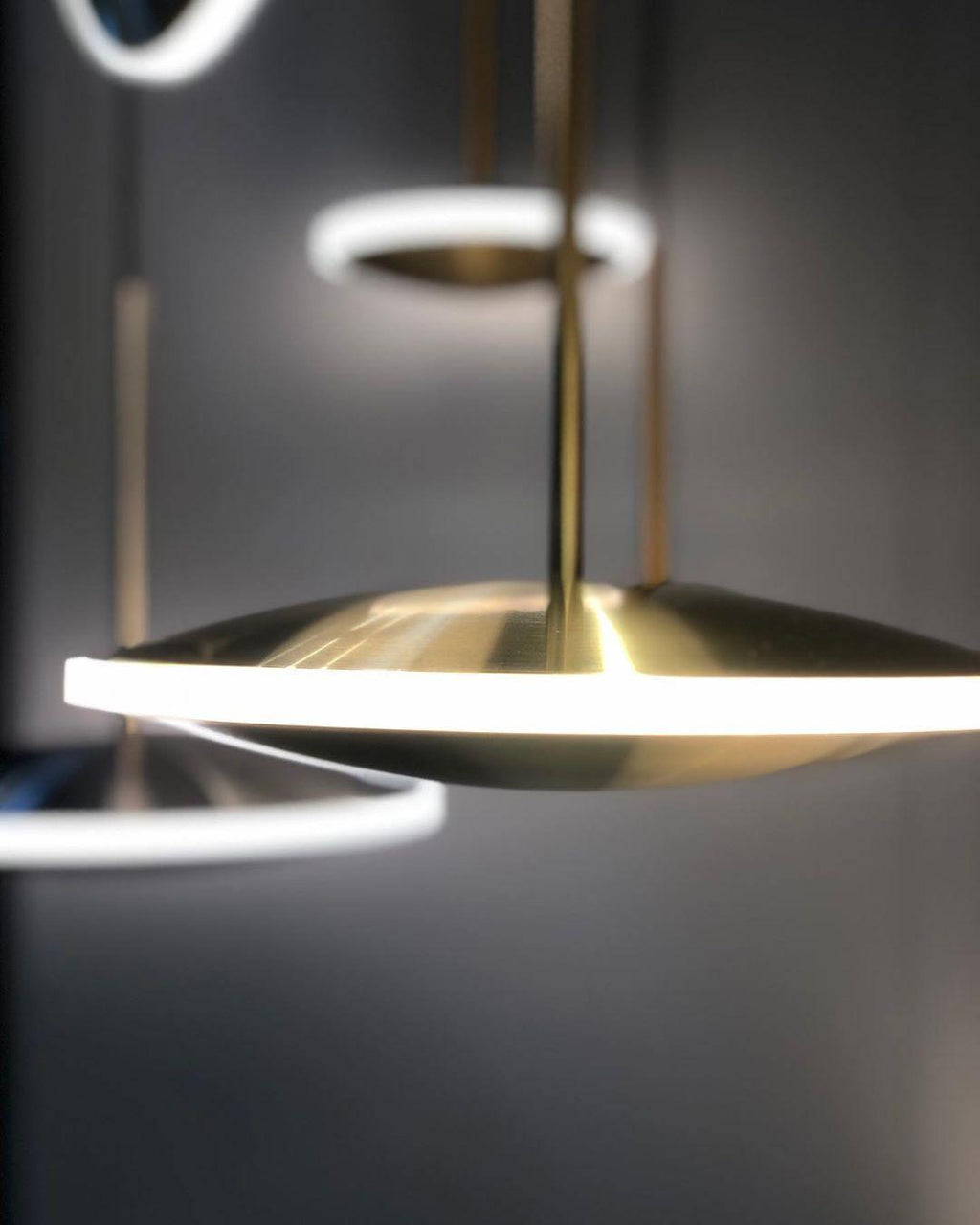 Ulynne Aluminium Pendant Light-Moonnatur