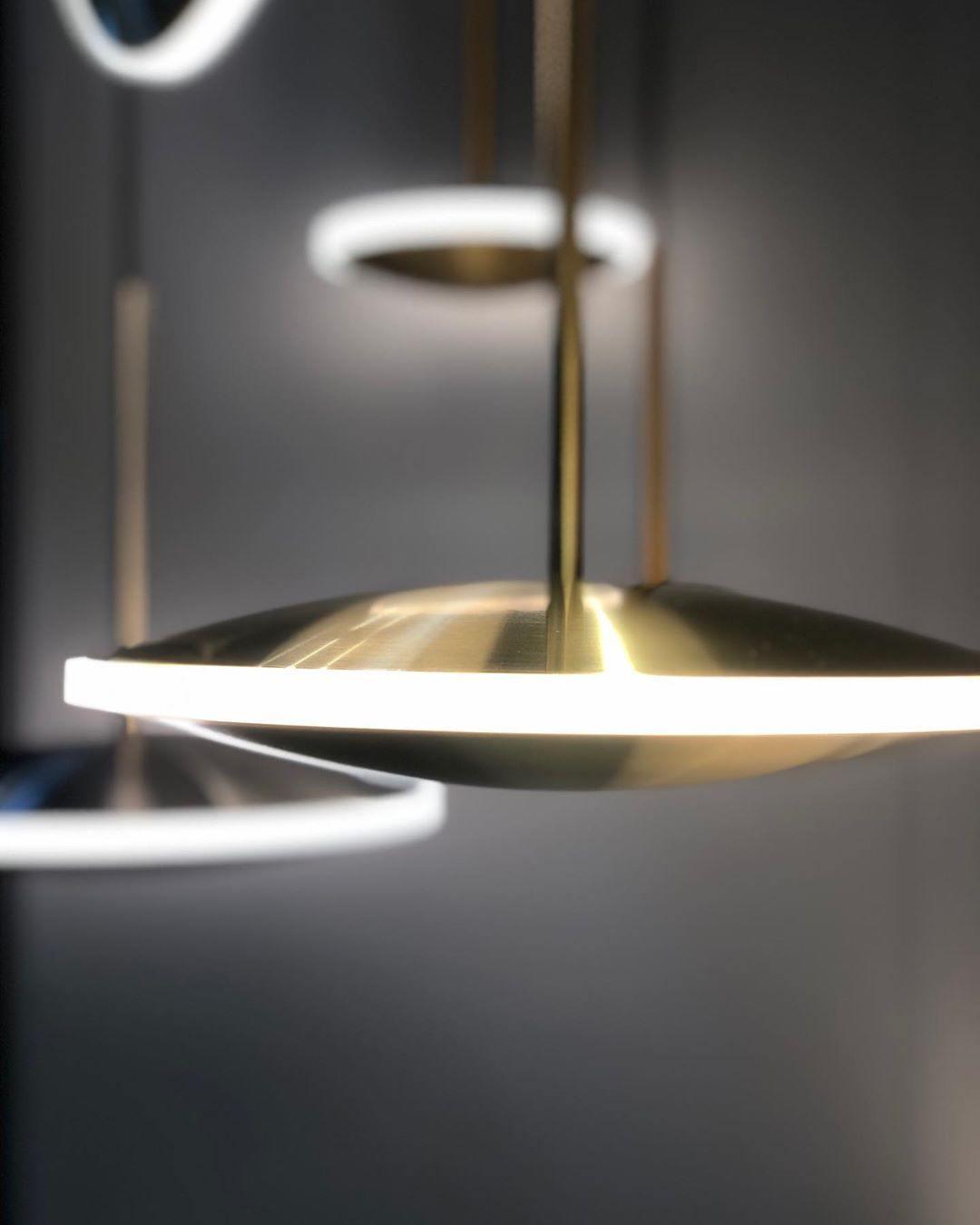 Ulynne Aluminium Pendant Light-Moonnatur