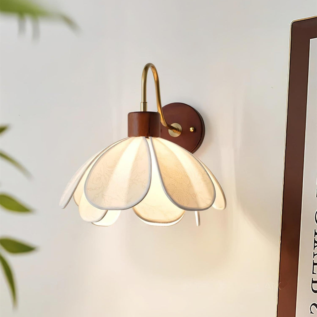 Carnelvale Fabric Wall Light-Moonnatur