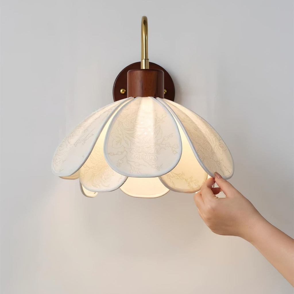 Carnelvale Fabric Wall Light-Moonnatur