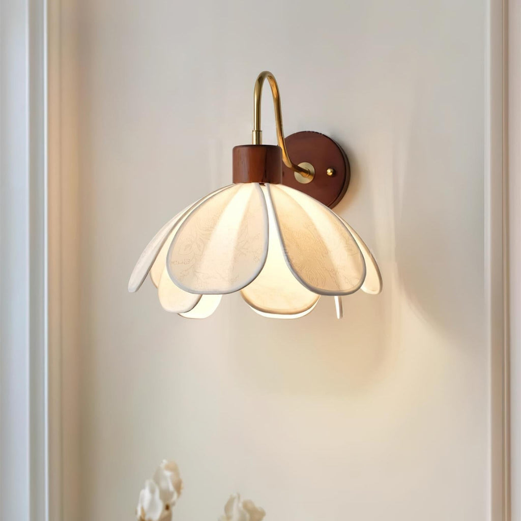 Carnelvale Fabric Wall Light-Moonnatur