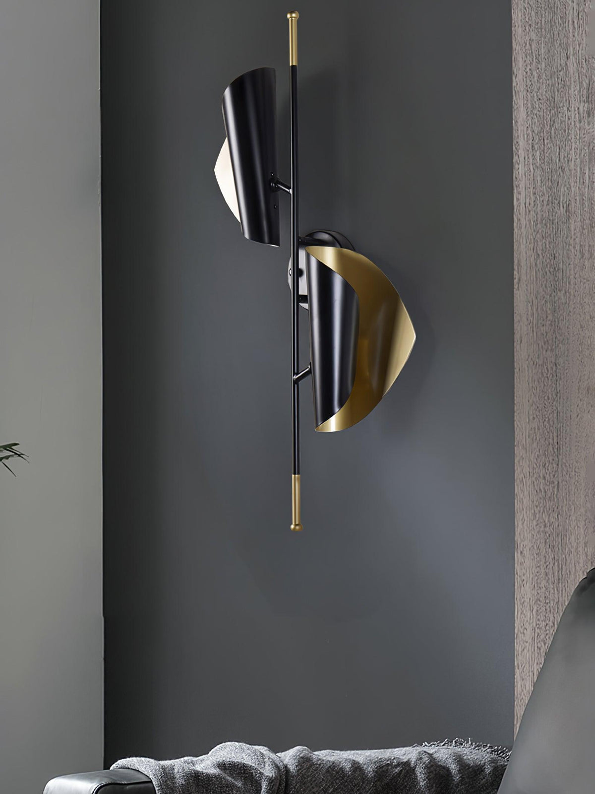 Sylvenune Metal Wall Light-Moonnatur