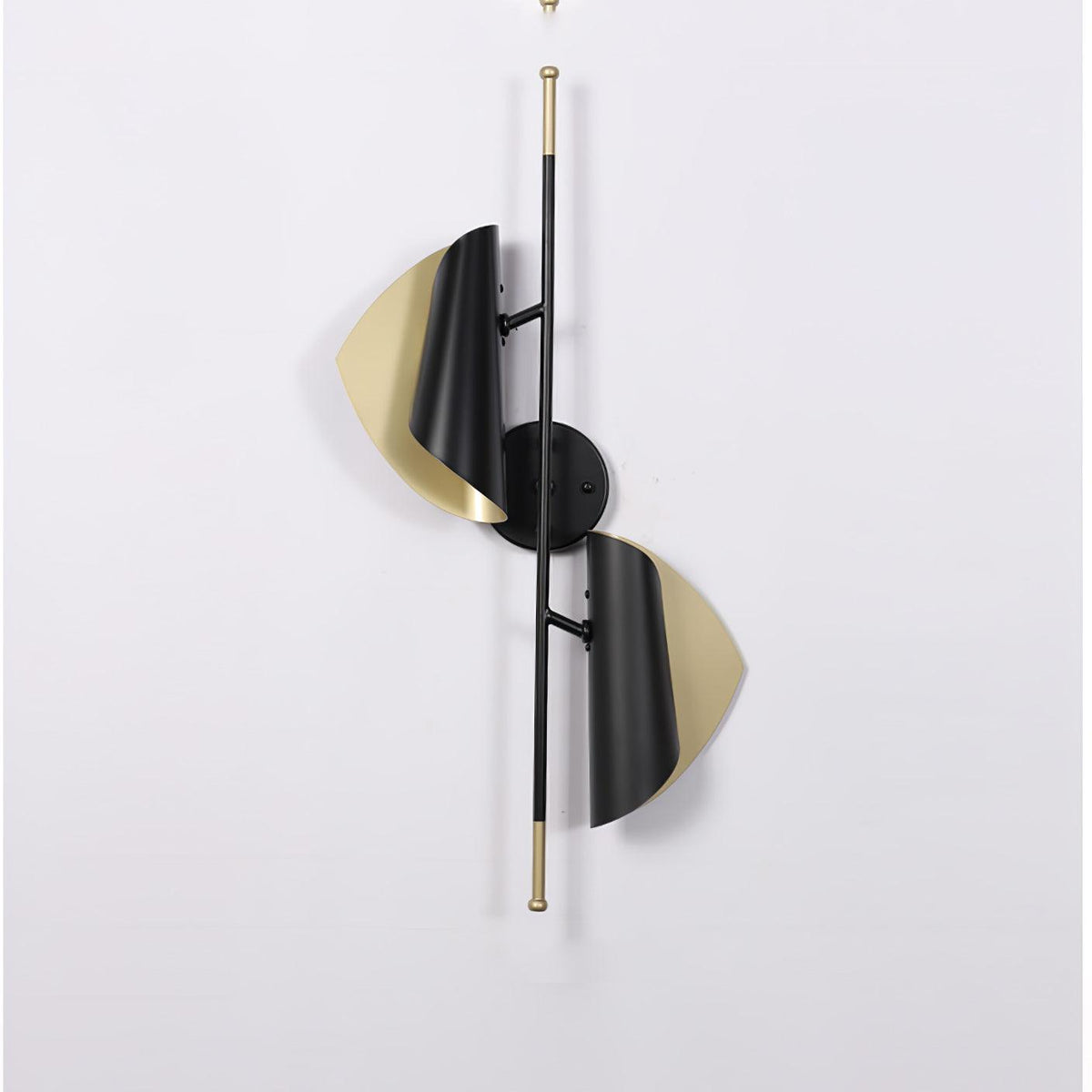 Sylvenune Metal Wall Light-Moonnatur